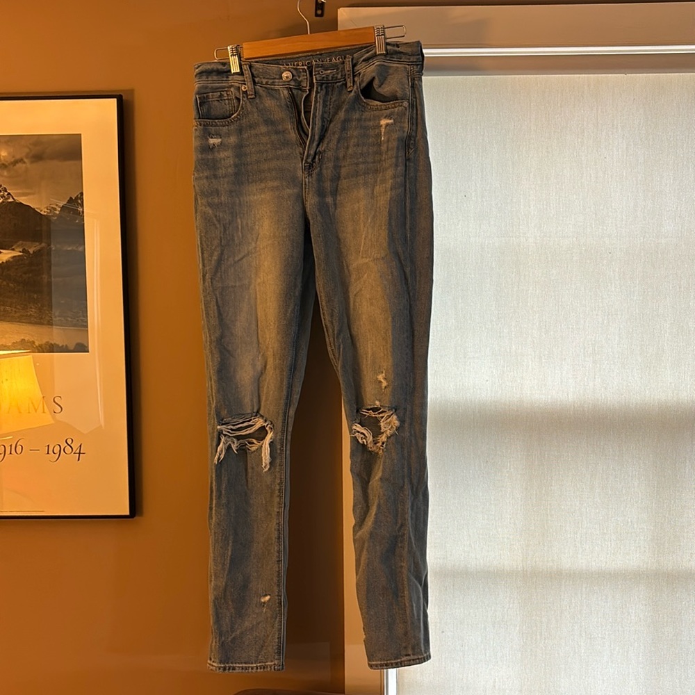 American eagle distressed mom jeans.  Size 4 long.